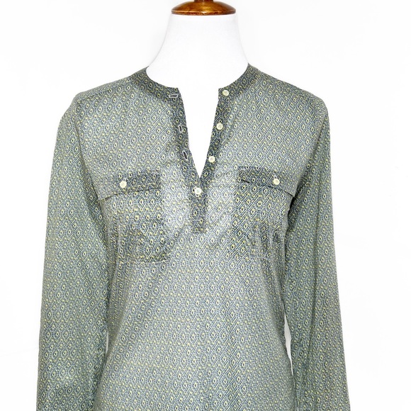 Anthropopogie Blue & Yellow Ikat Geometric Diamond Printed Roll Tab Sleeve Tunic - Picture 3 of 12